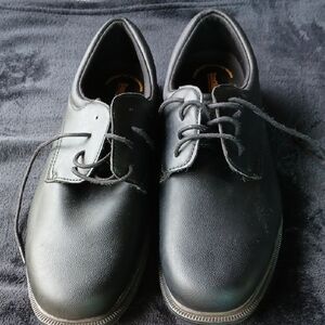 Classic Black Tredsafe Shoes